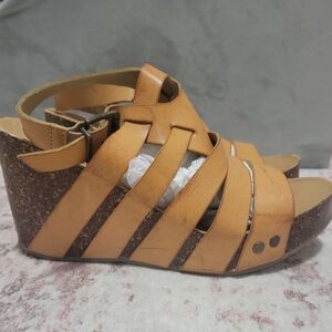 Blowfish Tan Strappy Wedge Sandals - 8.5